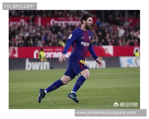 梅西在补时阶段单刀突袭被迅速回追的防守球员成功破坏