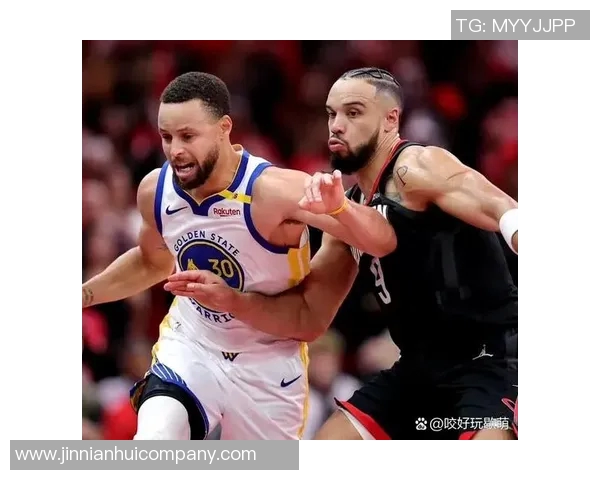 科尔赛前强调防守乔治暂停时温柔提醒球员专注 科尔赛前强调防守乔治暂停时温柔提醒球员专注