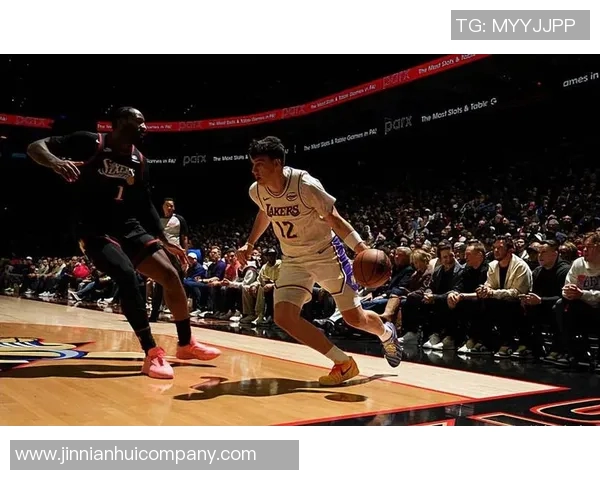 拉拉维亚自信回应扣篮选择称篮球智商高将把握每次机会