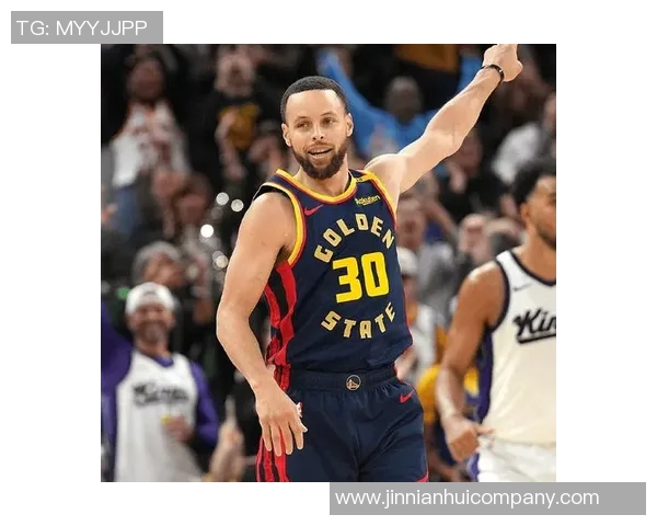 库里热身穿科比6代美国队PE国旗元素融合展现篮球精神与文化传承